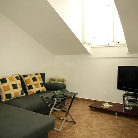 Kralj Apartment *